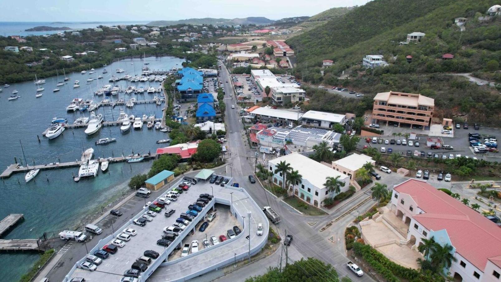 Couples Getaway 1Bed 1Bath Condo In Red Hook Nazareth Eksteriør bilde