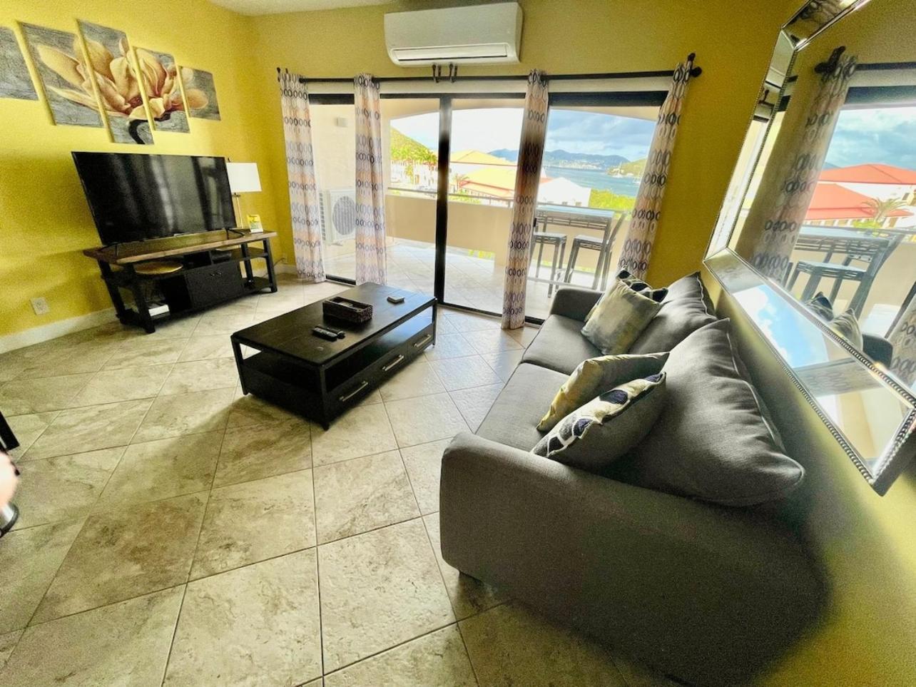 Couples Getaway 1Bed 1Bath Condo In Red Hook Nazareth Eksteriør bilde